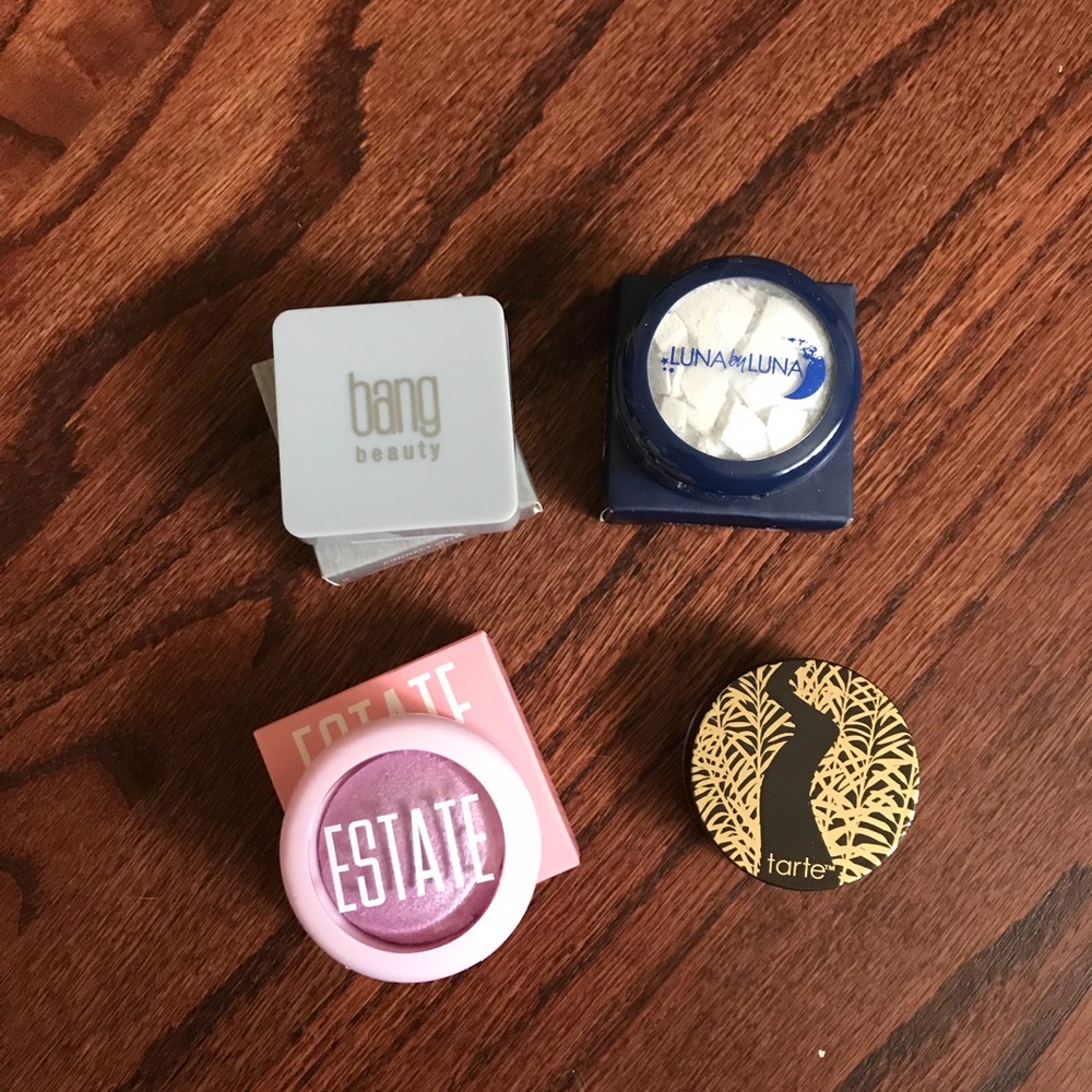 NIB Makeup bundle - Picture 3 of 6